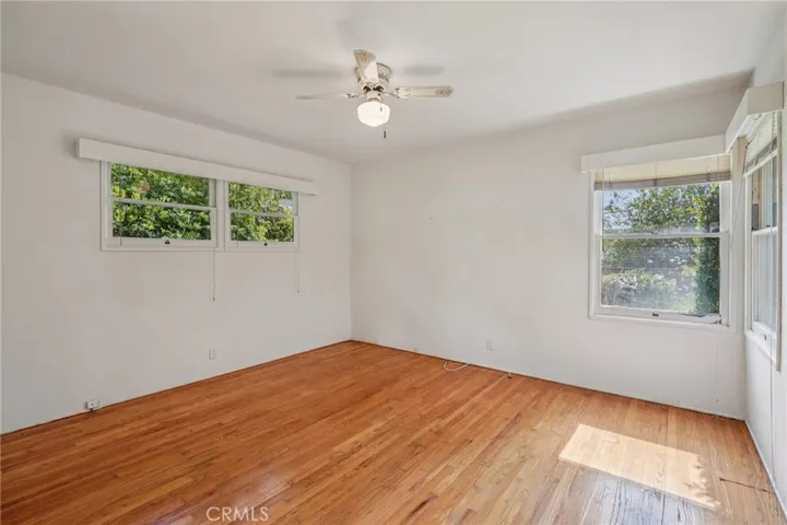 494 Paulette Place, La Canada Flintridge, California 91011
