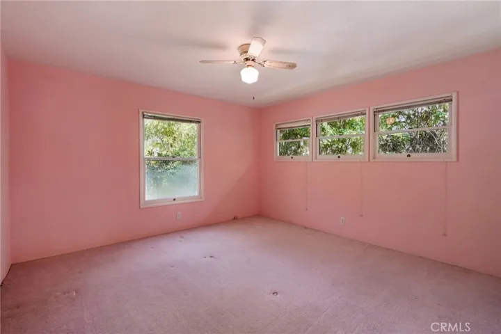 494 Paulette Place, La Canada Flintridge, California 91011
