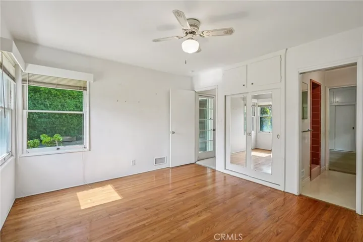 494 Paulette Place, La Canada Flintridge, California 91011