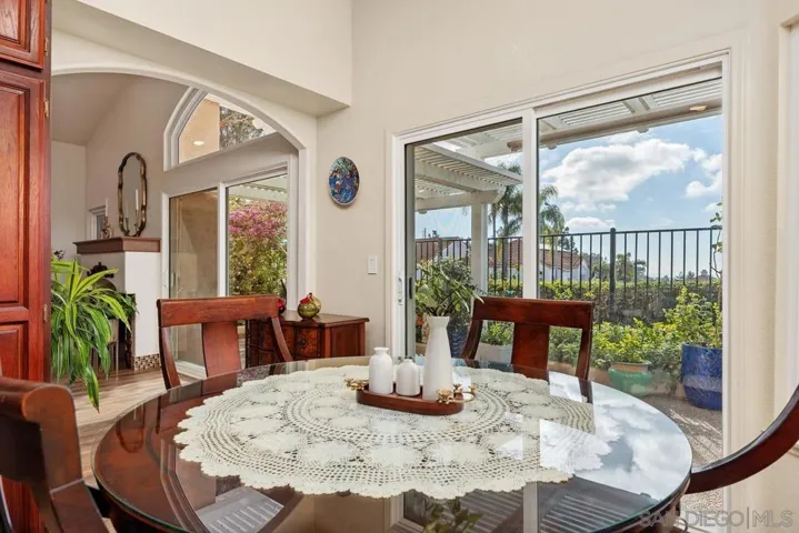 1225 Via Rafael, San Marcos, California 92078