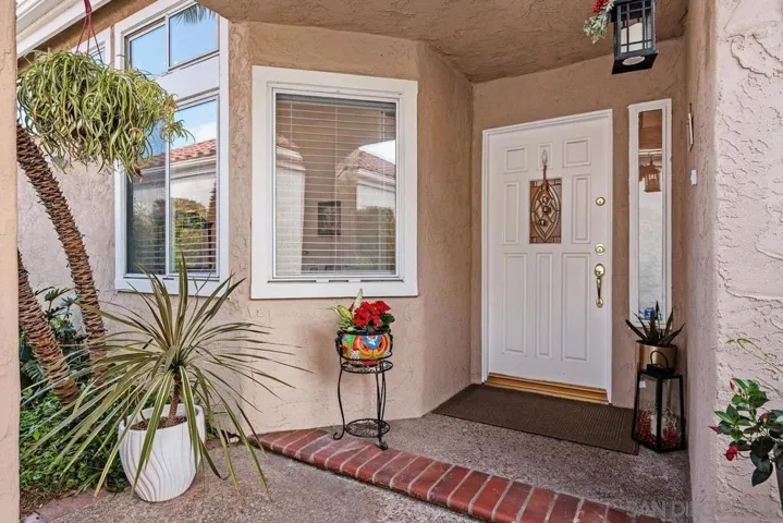 1225 Via Rafael, San Marcos, California 92078