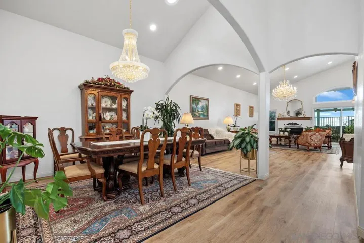 1225 Via Rafael, San Marcos, California 92078
