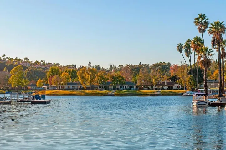 1225 Via Rafael, San Marcos, California 92078