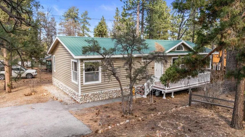 31-DJI_20260305004918_0289_D