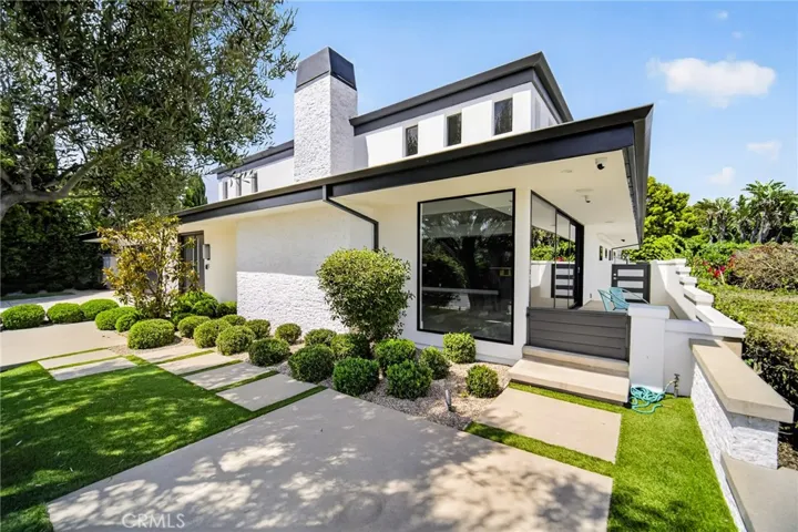 17 Monarch Bay, Dana Point, California 92629