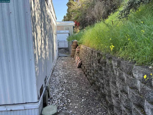 Rear Retaining Wall