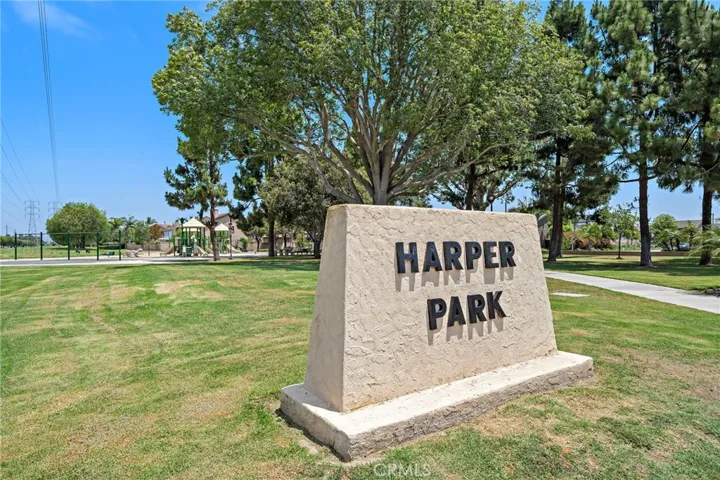 Enjoy The Neighborhood Park