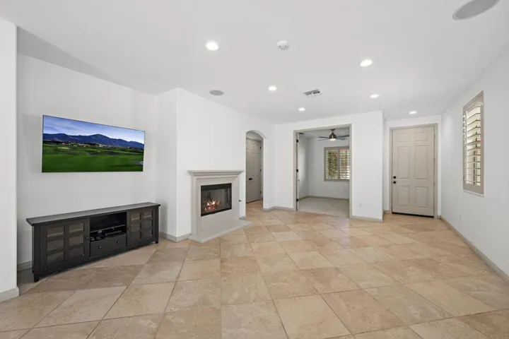 9-web-or-mls-Photo_10