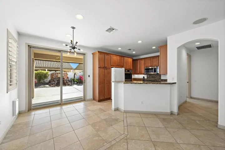 11-web-or-mls-Photo_12