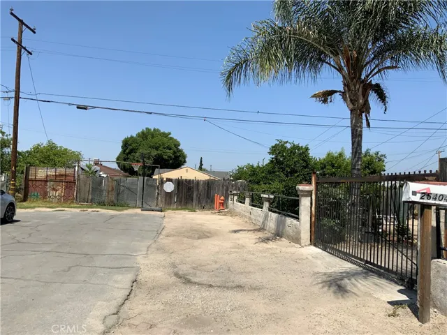 The end of the street is the Flamingo entrance