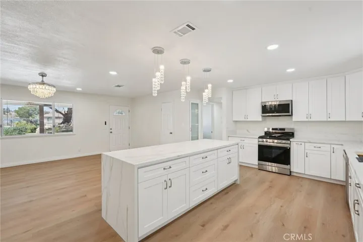 7829 Chase Avenue, Hesperia, California 92345