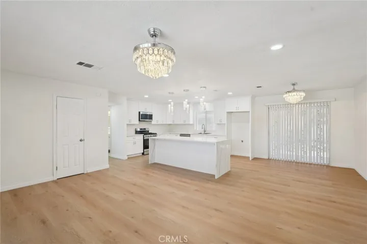 7829 Chase Avenue, Hesperia, California 92345