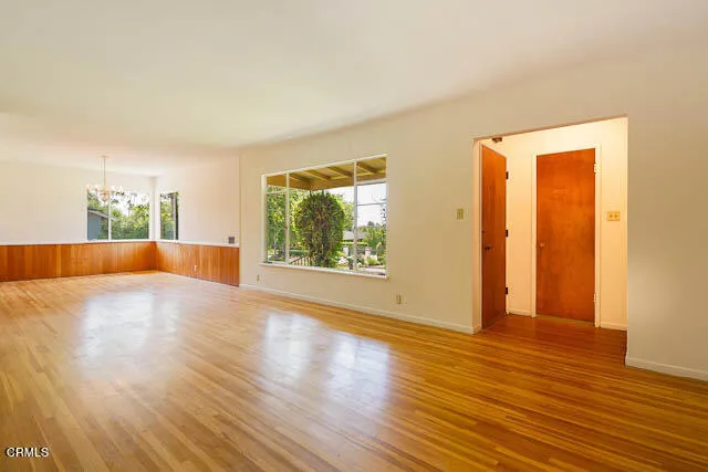 Living/Dining Room