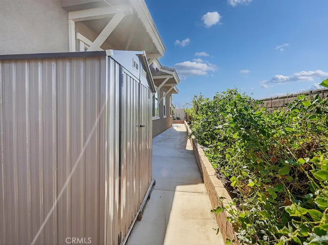 sideyard