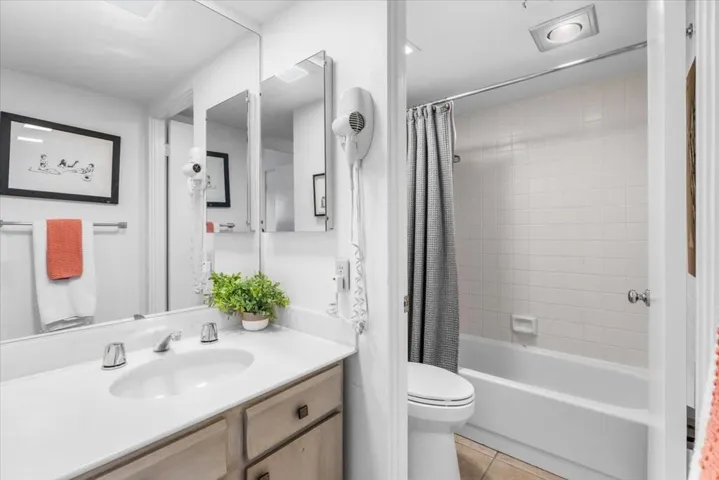 37-45720 Club Cir Dr-33