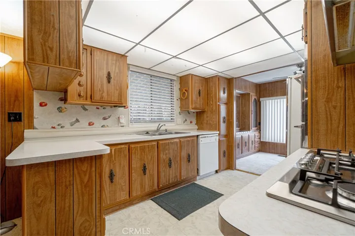 Kitchen 2