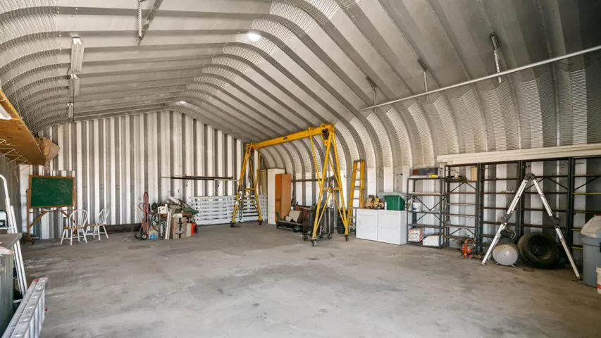 5096  Old Woman Springs Rd Interior-26