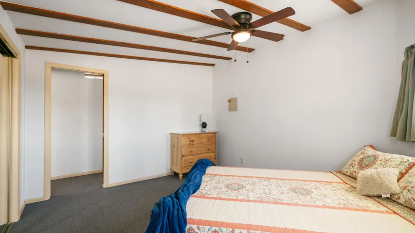 5096  Old Woman Springs Rd Interior-12