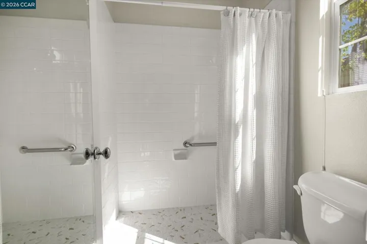 Walk In Guest Shower