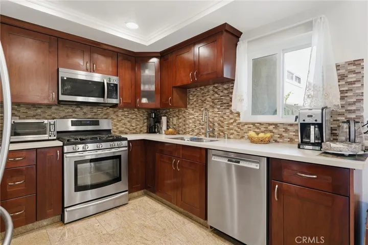 4301 Fulton Avenue 205, Sherman Oaks, California 91423