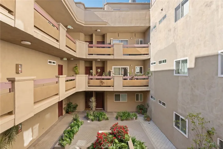 4301 Fulton Avenue 205, Sherman Oaks, California 91423