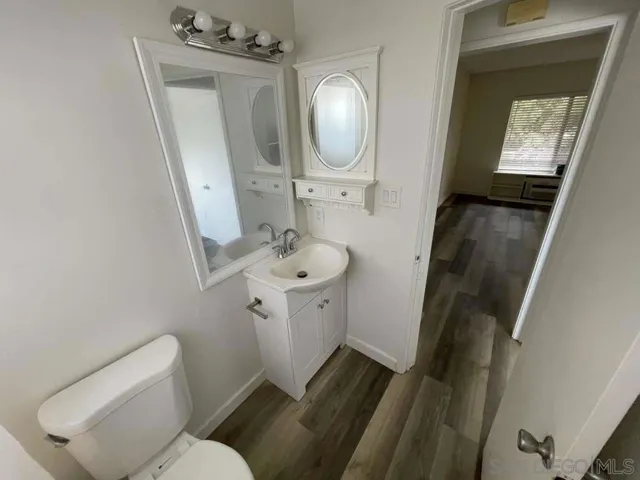 1259 E Ohio Ave, Escondido, California 92027