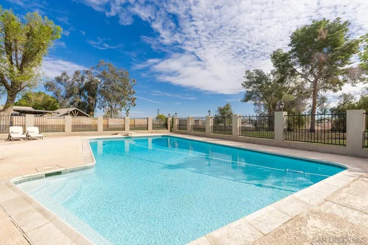 4444 Brandt Rd, Brawley, California 92227