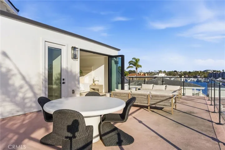 17007 Edgewater Lane, Huntington Beach, California 92649