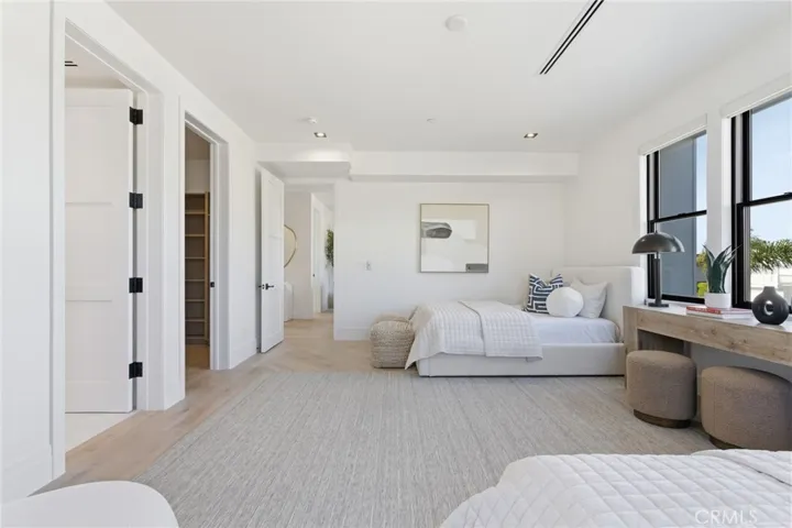 17007 Edgewater Lane, Huntington Beach, California 92649