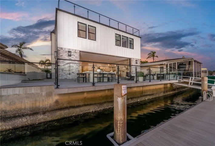 17007 Edgewater Lane, Huntington Beach, California 92649