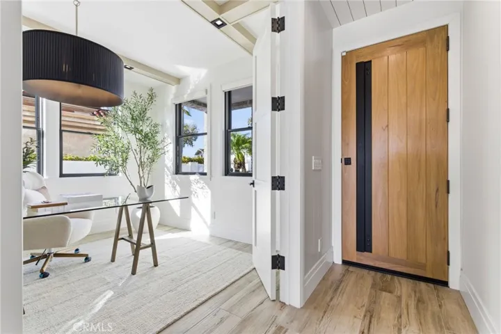 17007 Edgewater Lane, Huntington Beach, California 92649