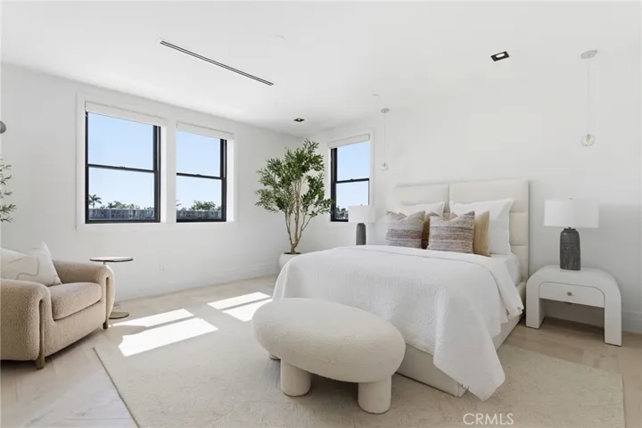 17007 Edgewater Lane, Huntington Beach, California 92649