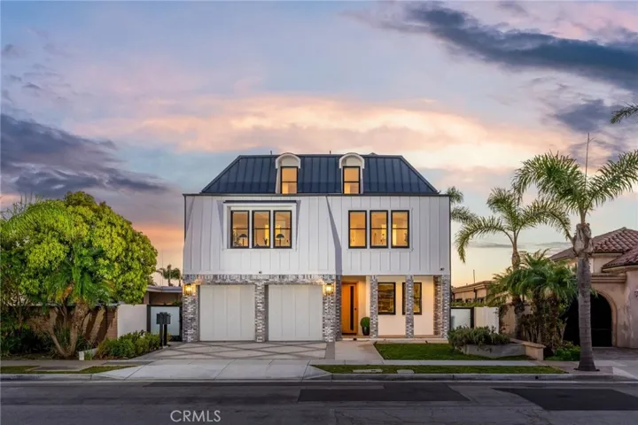 17007 Edgewater Lane, Huntington Beach, California 92649