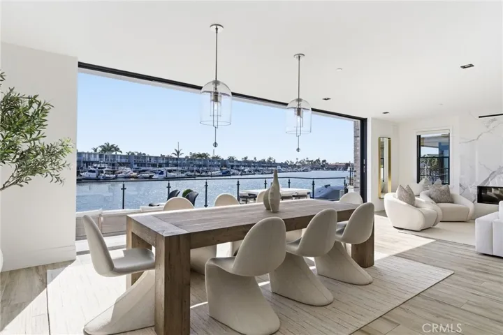 17007 Edgewater Lane, Huntington Beach, California 92649