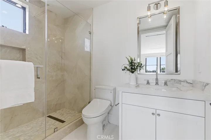 17007 Edgewater Lane, Huntington Beach, California 92649