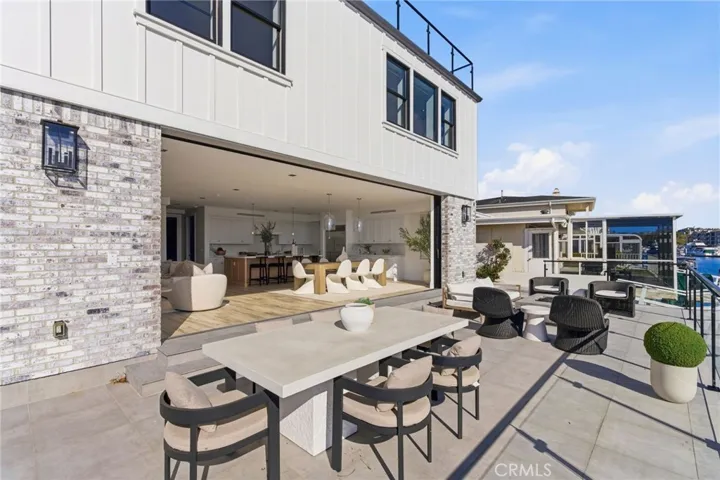 17007 Edgewater Lane, Huntington Beach, California 92649