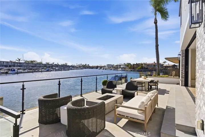 17007 Edgewater Lane, Huntington Beach, California 92649