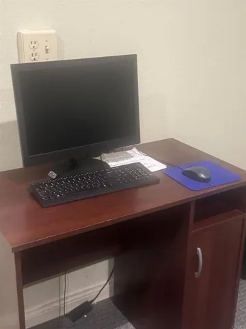 common area - computer room