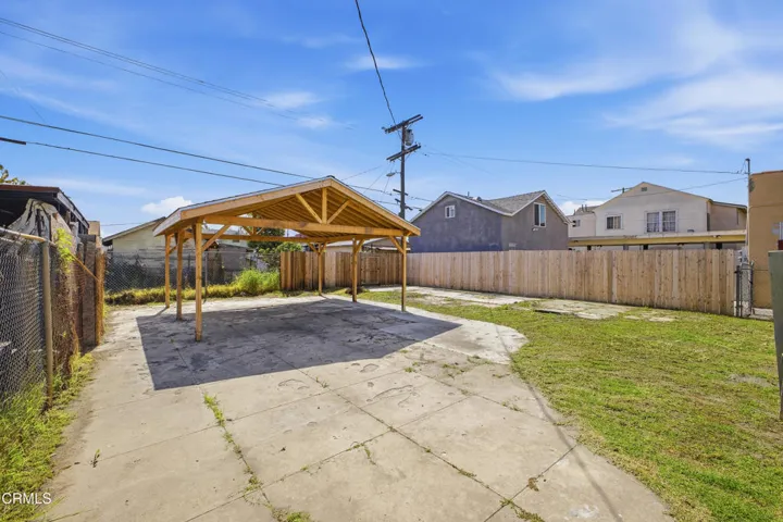 egpimaging_1042W62ndStreet_004_FLEXMLS