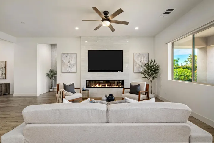 82650 Walker Canyon DR