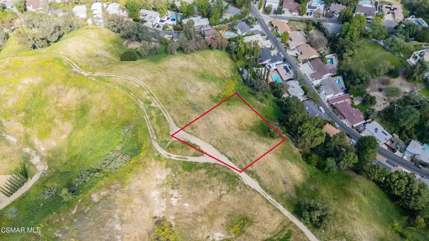 San Sebastian Lot, Woodland Hills
