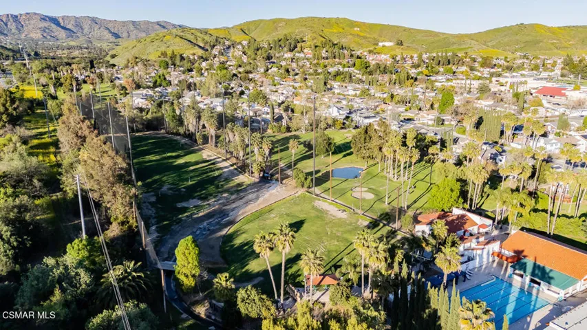 5679 Slicers Cir Agoura Hills-large-030-