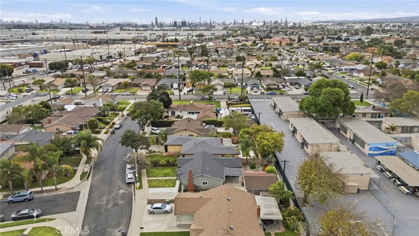 21235 Oakfort Avenue, Carson, California 90745