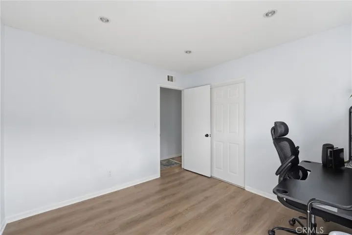 21235 Oakfort Avenue, Carson, California 90745