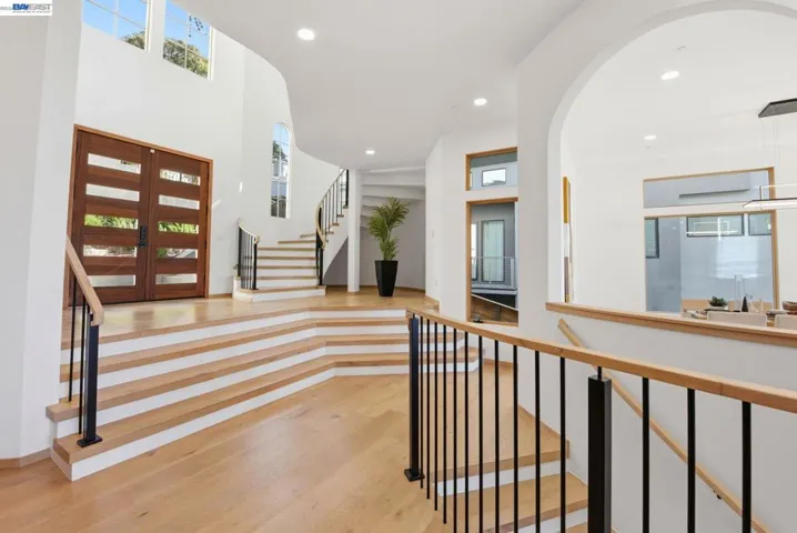 1024 Grizzly Peak Blvd, Berkeley, California 94708
