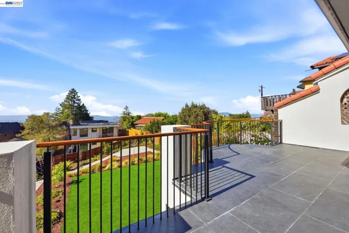 1024 Grizzly Peak Blvd, Berkeley, California 94708