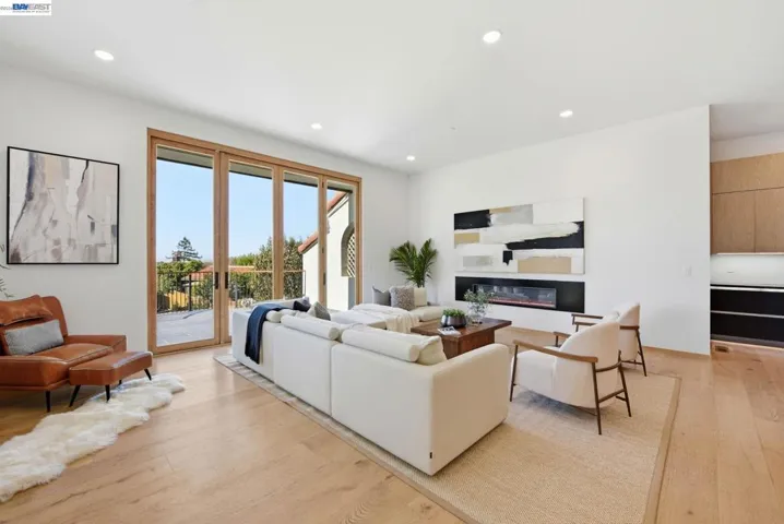 1024 Grizzly Peak Blvd, Berkeley, California 94708