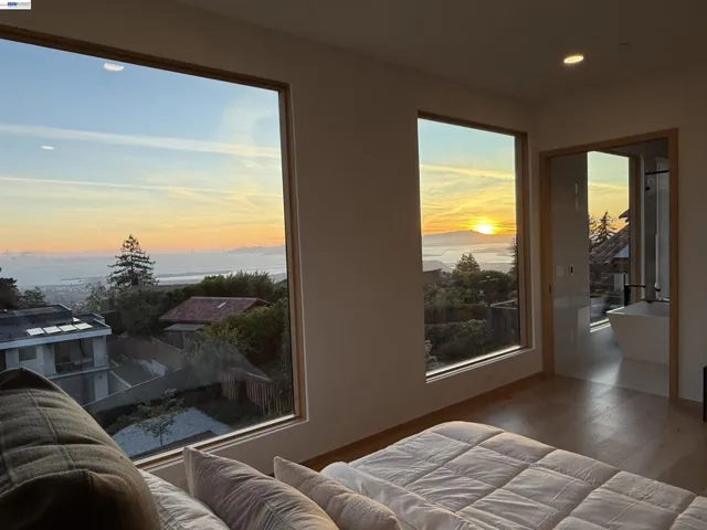 1024 Grizzly Peak Blvd, Berkeley, California 94708