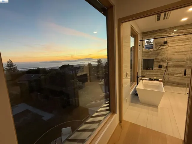 1024 Grizzly Peak Blvd, Berkeley, California 94708