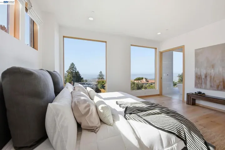 1024 Grizzly Peak Blvd, Berkeley, California 94708